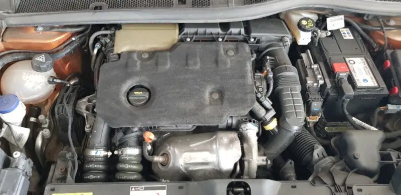 Peugeot 2008 usata a Pordenone (10)