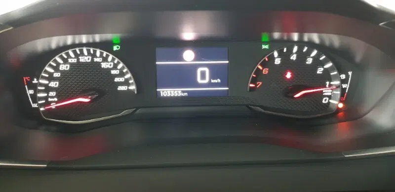 Peugeot 2008 usata a Pordenone (12)