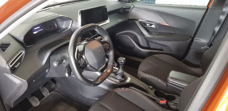 Peugeot 2008 usata a Pordenone (18)