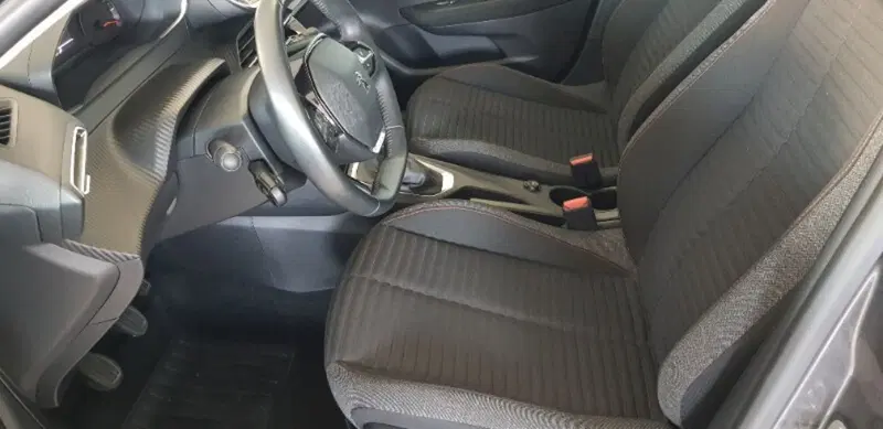 Peugeot 208 usata a Pordenone (14)