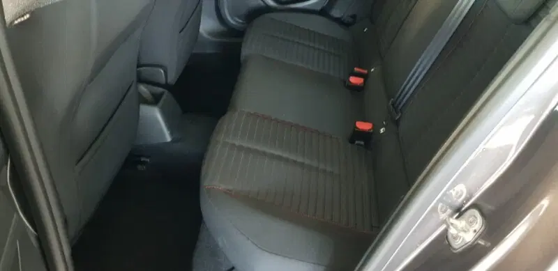 Peugeot 208 usata a Pordenone (16)