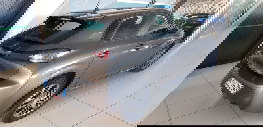 Peugeot 208 usata a Pordenone (6)