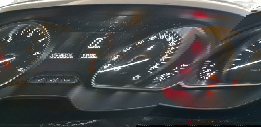 Peugeot 2008 usata a Pordenone (10)