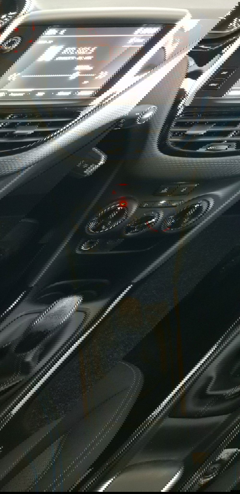 Peugeot 2008 usata a Pordenone (13)