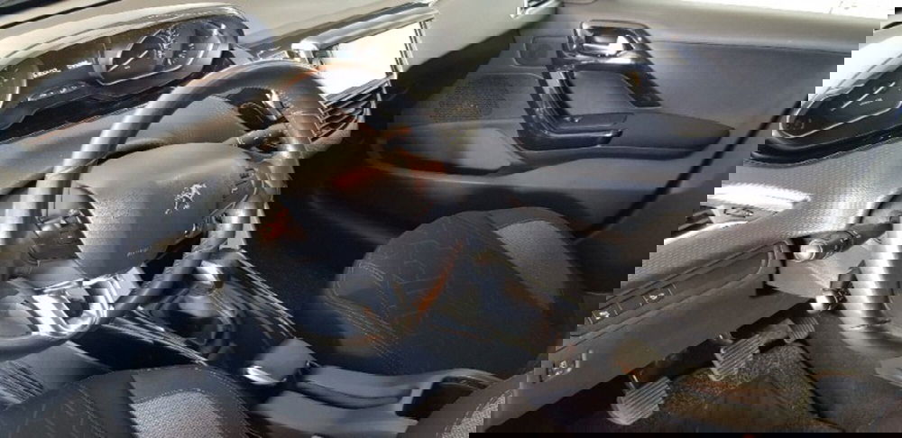 Peugeot 2008 usata a Pordenone (15)