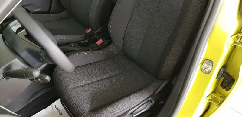 Peugeot 208 nuova a Pordenone (12)