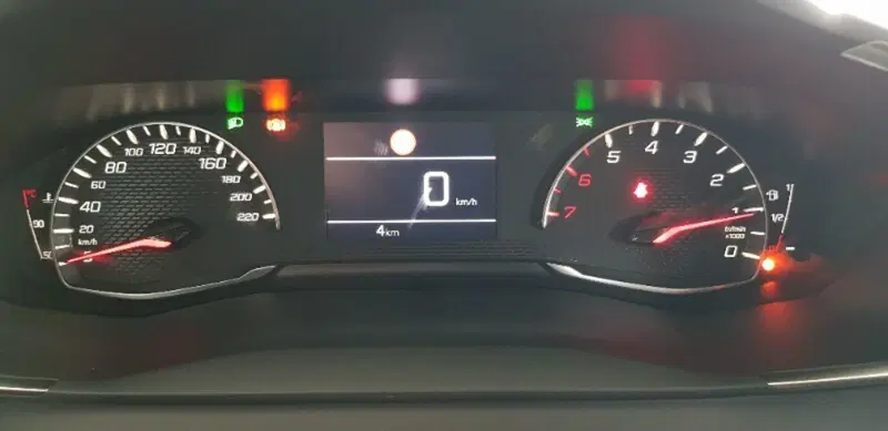 Peugeot 208 nuova a Pordenone (14)