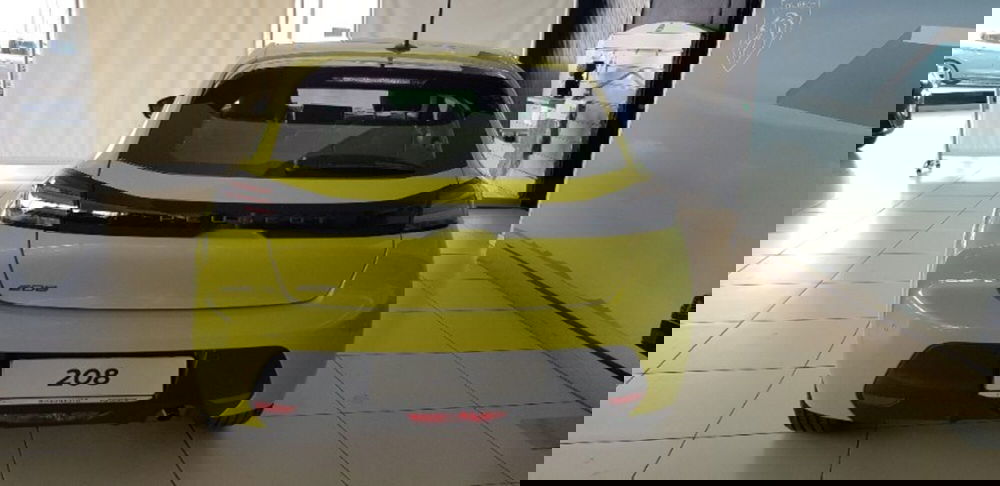 Peugeot 208 nuova a Pordenone (5)