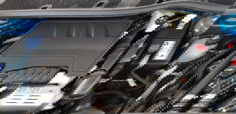 Peugeot 2008 nuova a Pordenone (10)