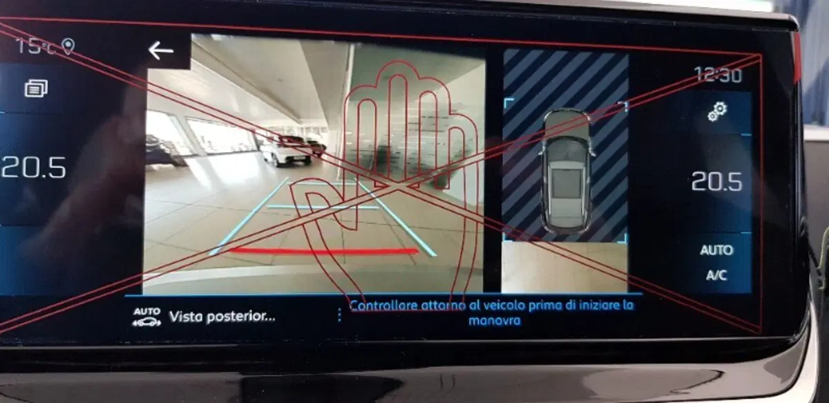 Peugeot 2008 nuova a Pordenone (15)