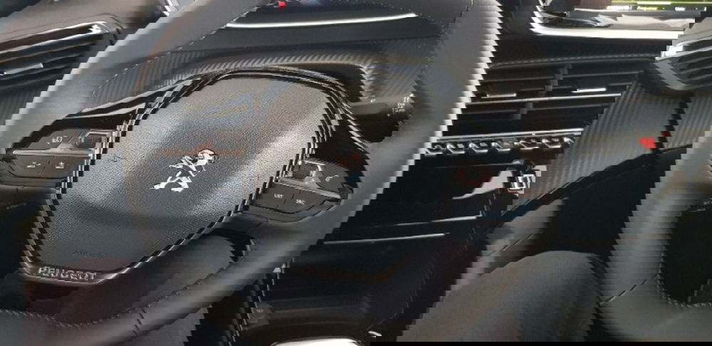 Peugeot 2008 nuova a Pordenone (17)