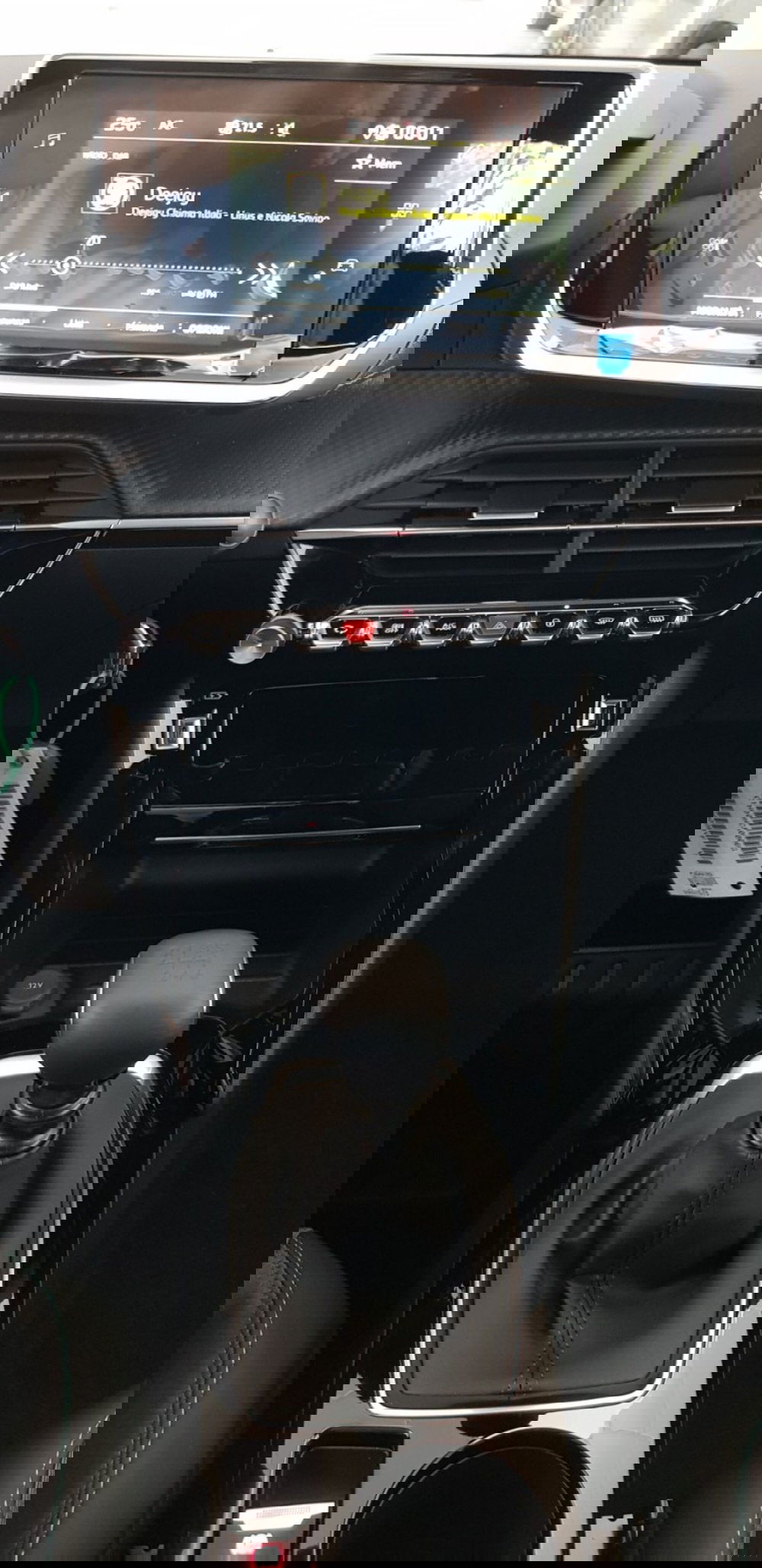 Peugeot 2008 nuova a Pordenone (20)