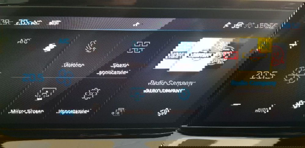 Peugeot 2008 nuova a Pordenone (12)