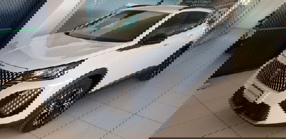 Peugeot 2008 nuova a Pordenone (3)