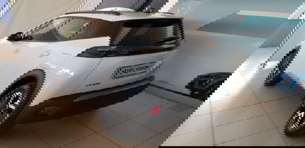 Peugeot 2008 nuova a Pordenone (4)