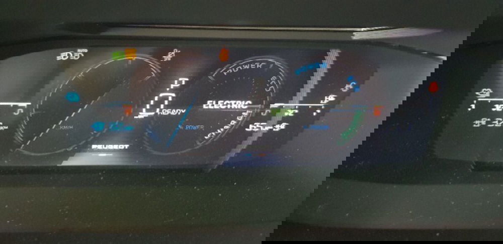 Peugeot 408 nuova a Pordenone (18)