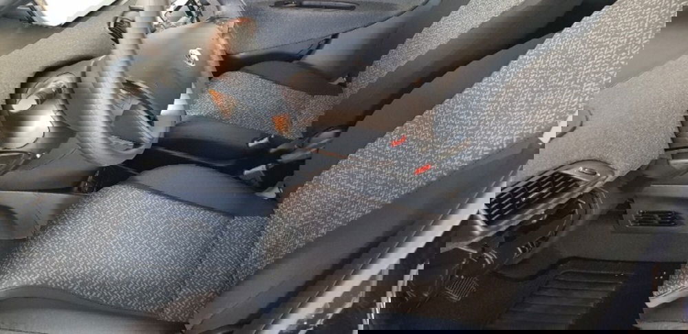 Lancia Ypsilon nuova a Pordenone (13)