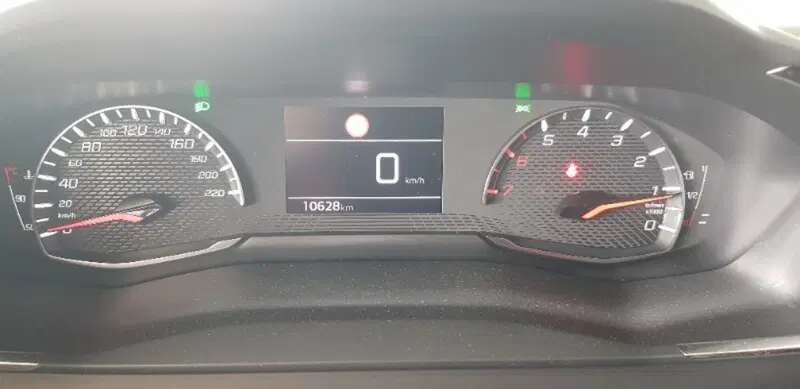 Peugeot 2008 usata a Pordenone (15)