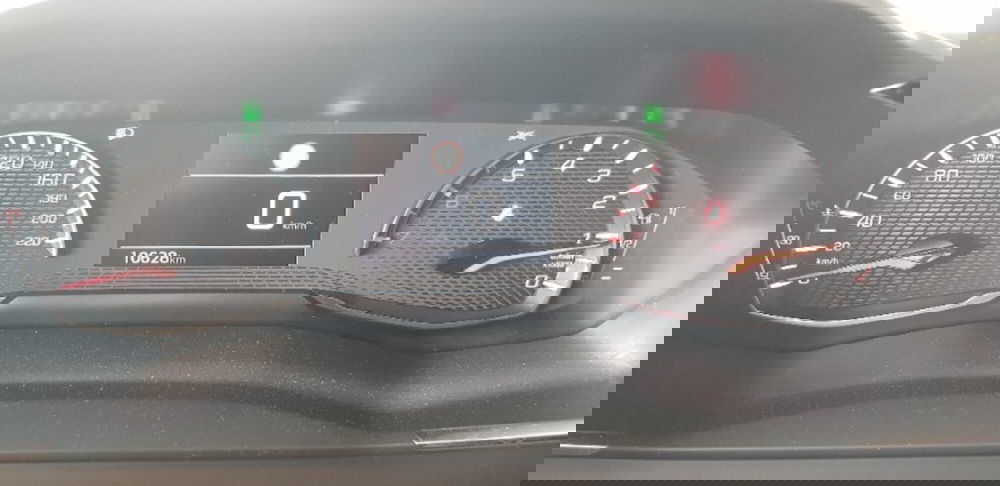 Peugeot 2008 usata a Pordenone (15)