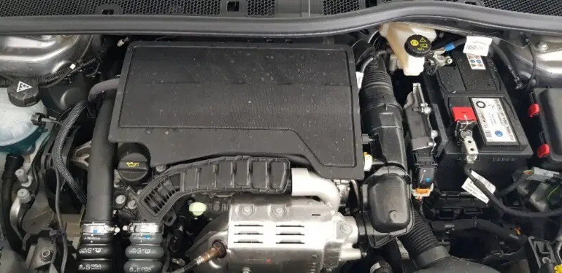 Peugeot 2008 usata a Pordenone (10)