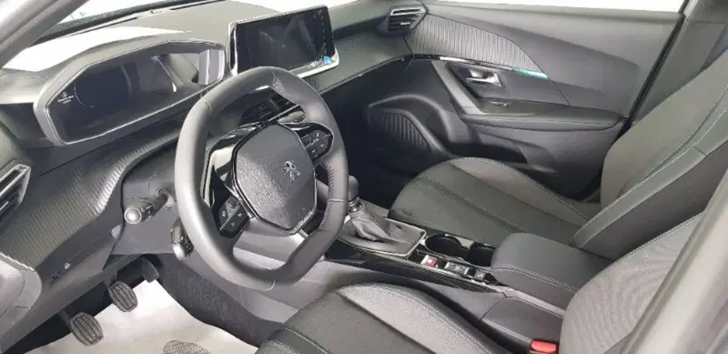 Peugeot 2008 usata a Pordenone (11)