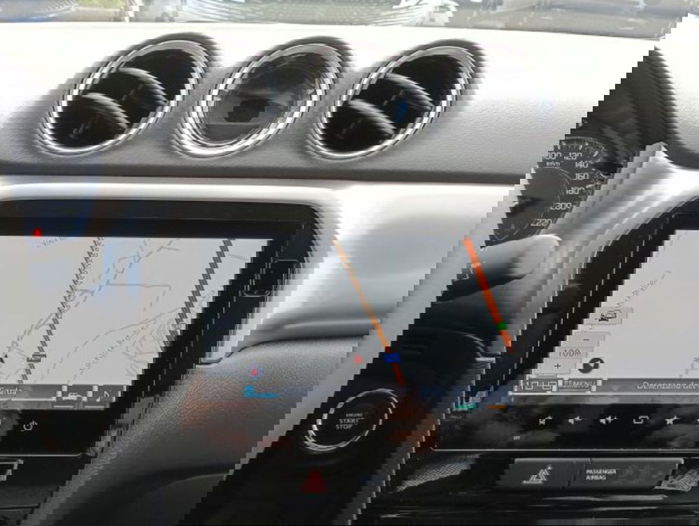 Suzuki Vitara nuova a Brescia (14)