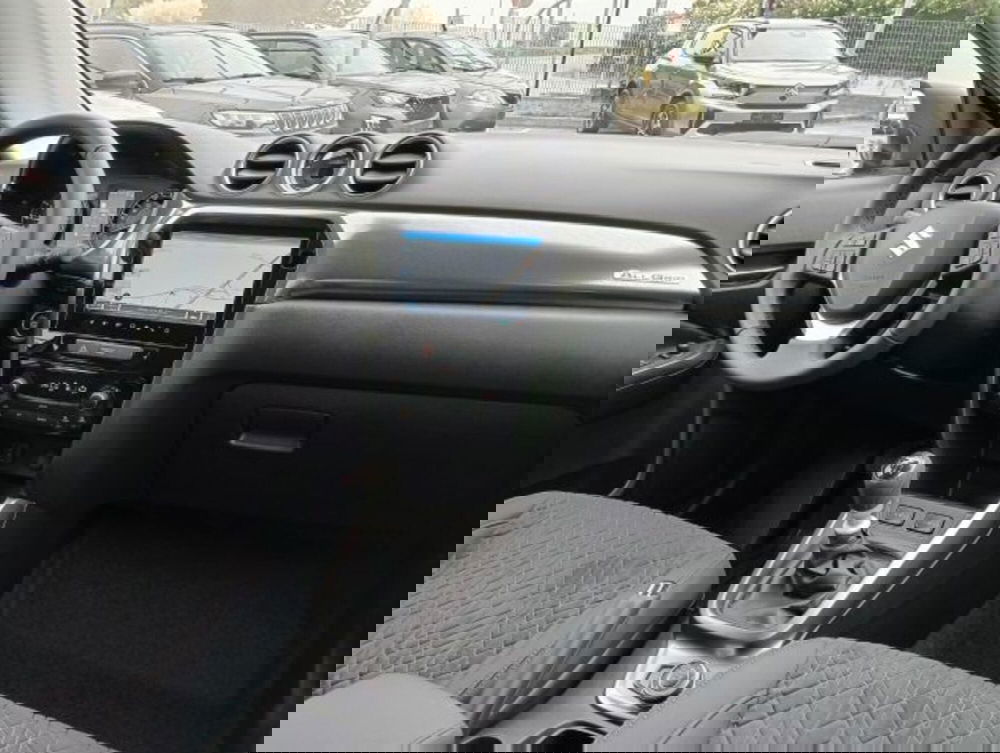Suzuki Vitara nuova a Brescia (15)