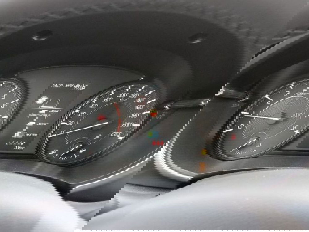 Suzuki Vitara nuova a Brescia (7)