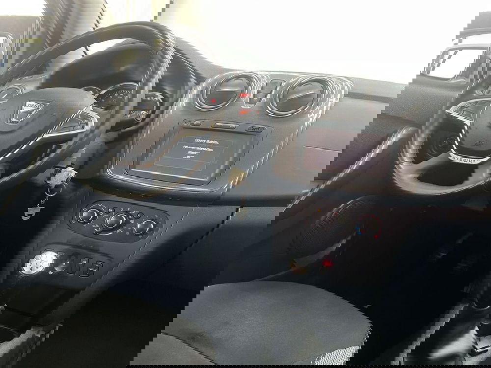 Dacia Sandero usata a Roma (10)