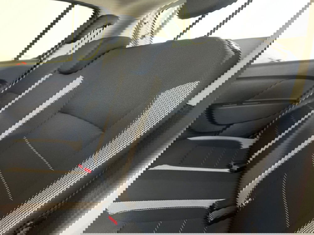 Dacia Sandero usata a Roma (13)