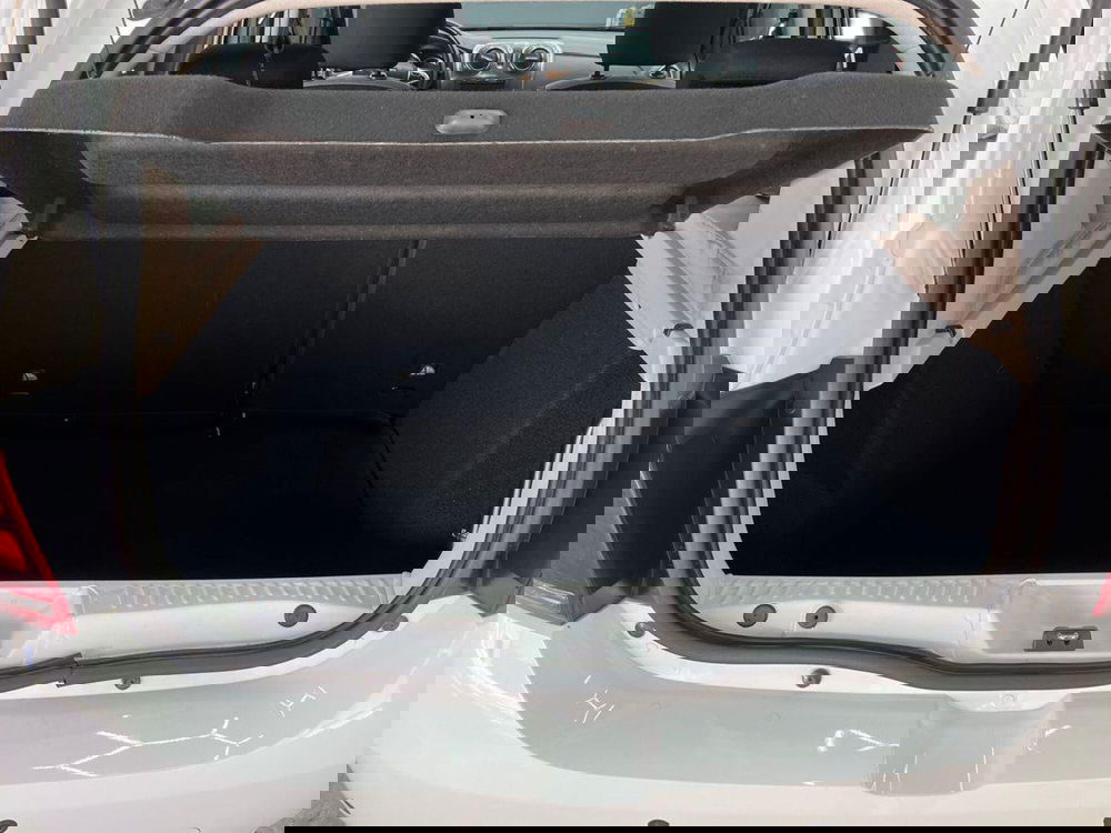 Dacia Sandero usata a Roma (9)