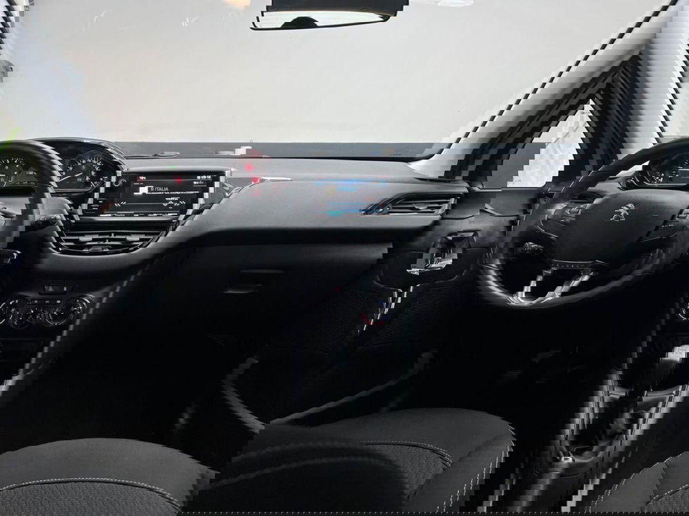 Peugeot 208 usata a Roma (12)