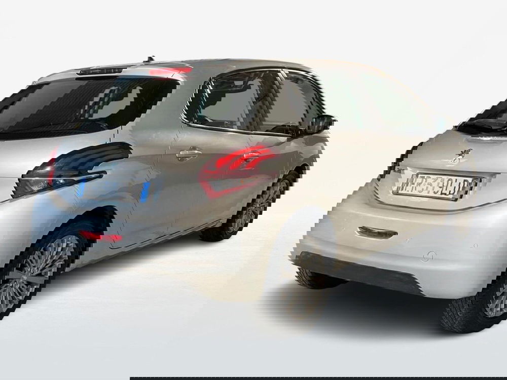 Peugeot 208 usata a Roma (2)