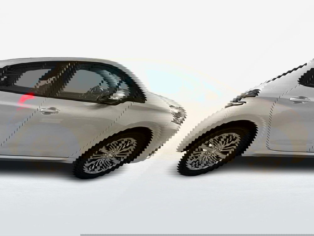 Peugeot 208 usata a Roma (4)