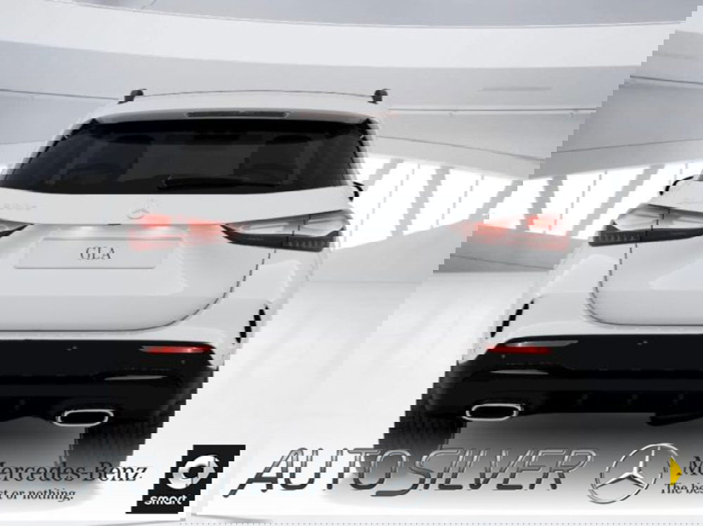 Mercedes-Benz GLA SUV nuova a Verona (4)