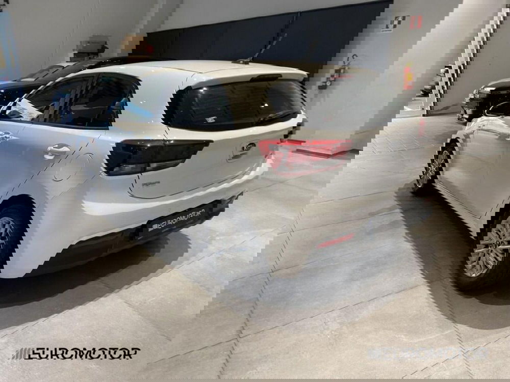 Kia Rio usata a Bari (8)