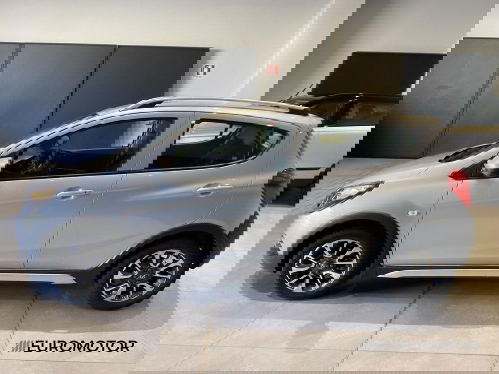 Opel Karl usata a Bari (13)