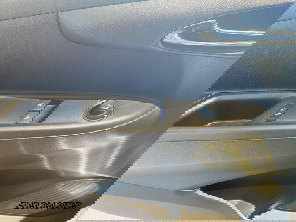 Opel Karl usata a Bari (15)