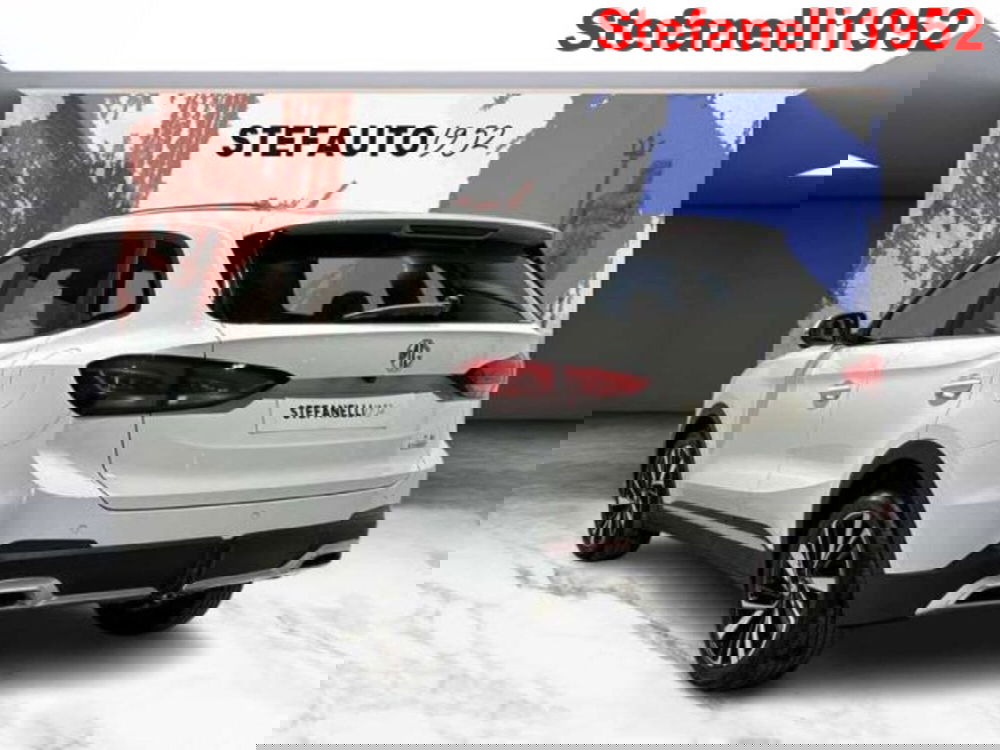 Mg ZS EV nuova a Bologna (5)