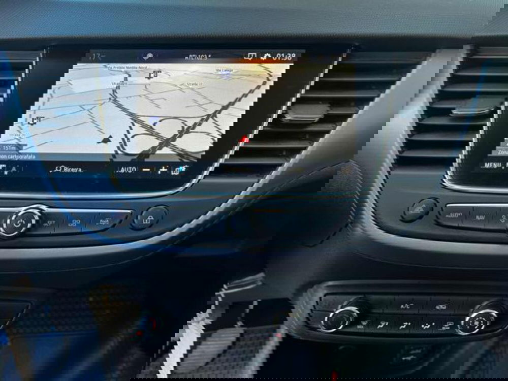 Opel Crossland X usata a Sassari (13)