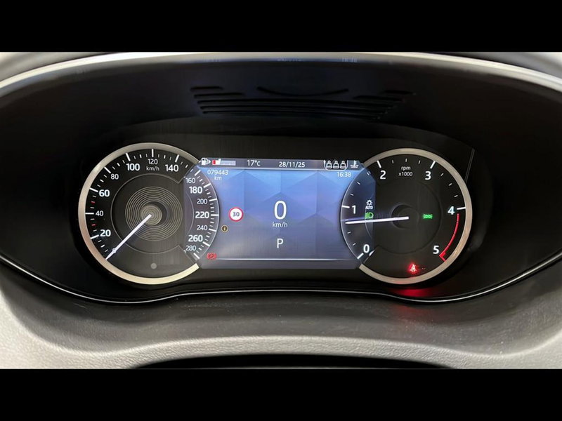Jaguar E-Pace usata a Varese (10)