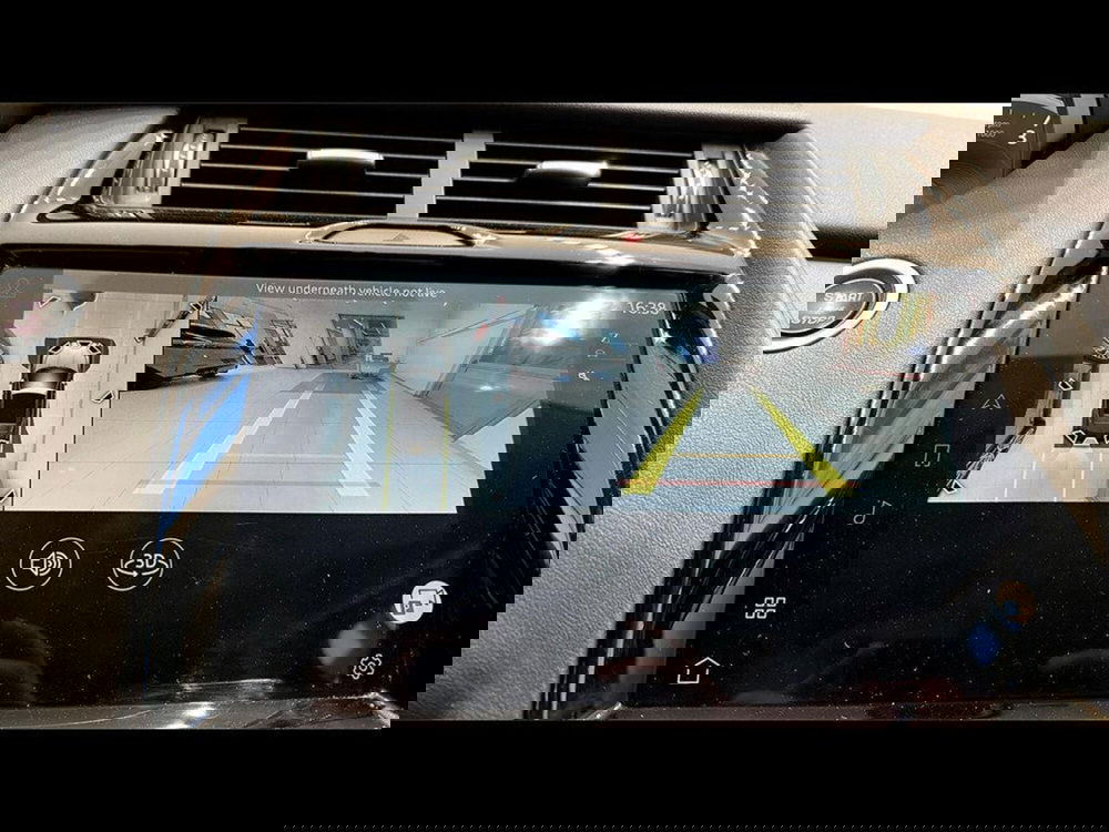 Jaguar E-Pace usata a Varese (11)