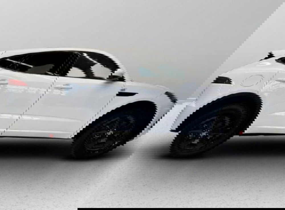 Jaguar E-Pace usata a Varese (6)