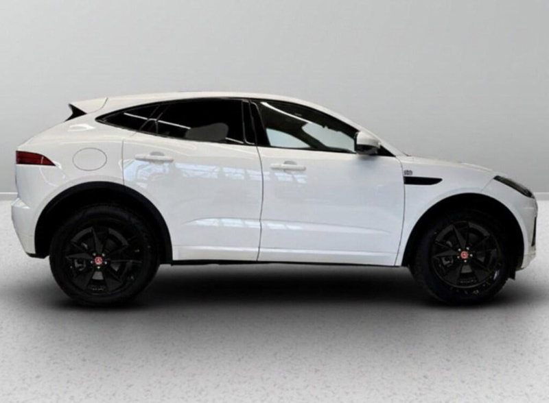 Jaguar E-Pace usata a Varese (6)