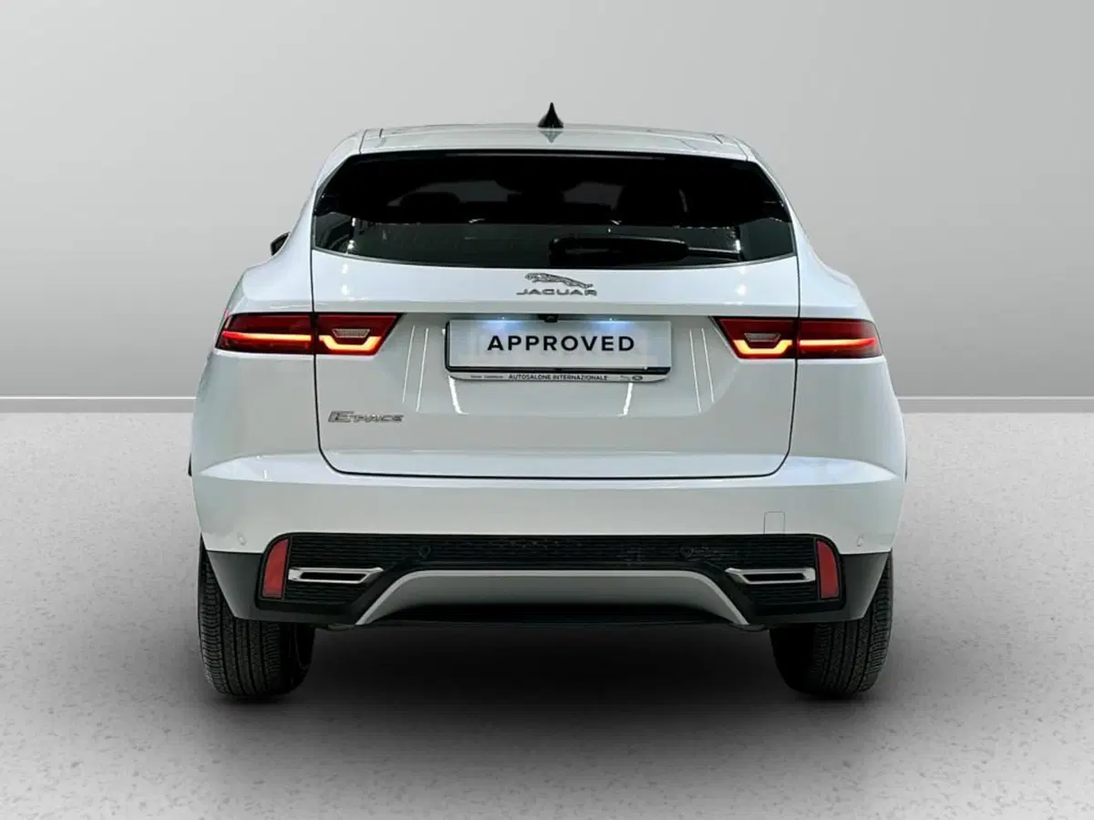 Jaguar E-Pace usata a Varese (7)