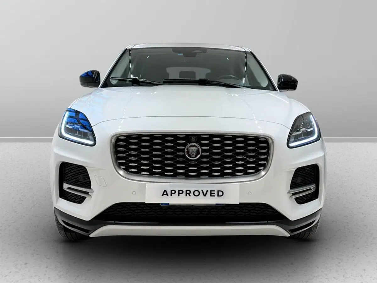 Jaguar E-Pace usata a Varese (8)