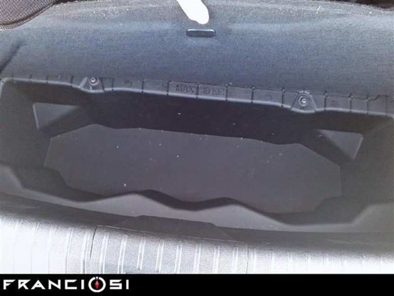 Renault Megane E-Tech Electric usata a Modena (11)