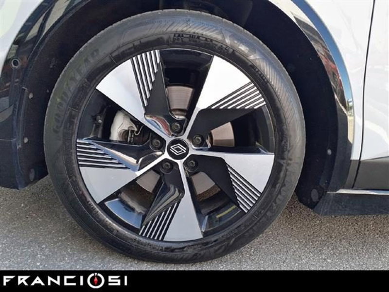 Renault Megane E-Tech Electric usata a Modena (12)