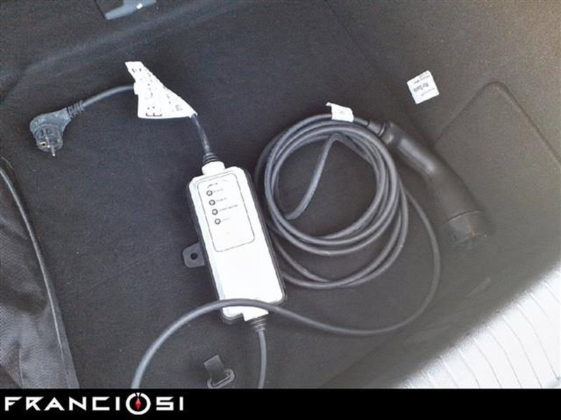 Renault Megane E-Tech Electric usata a Modena (13)