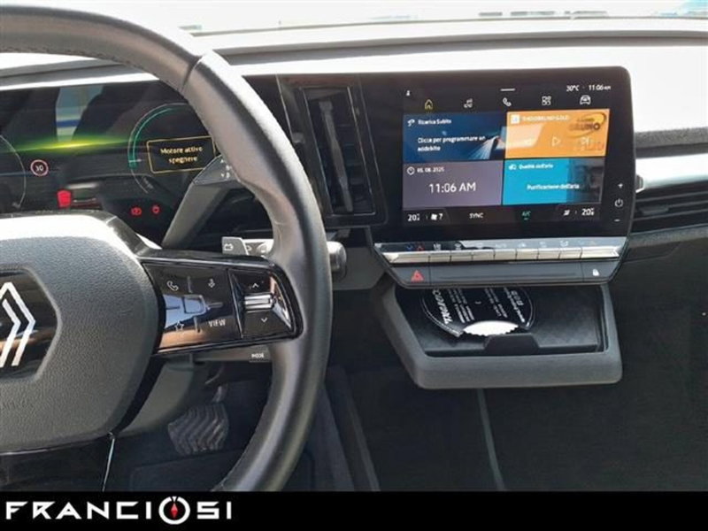 Renault Megane E-Tech Electric usata a Modena (17)